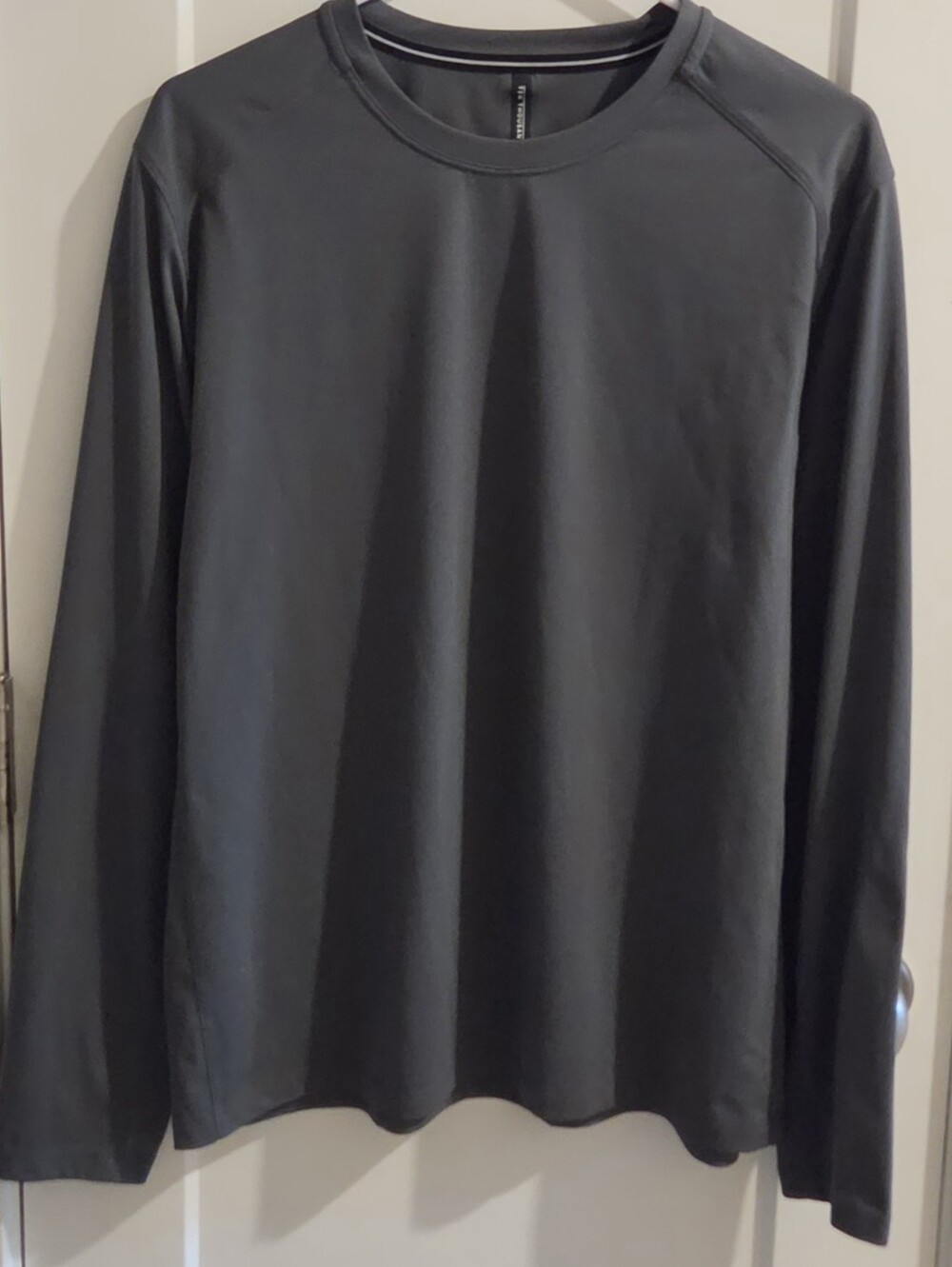 Ten Thousand Long-Sleeve Performance Running Shirt - Size Large - Dark Grey